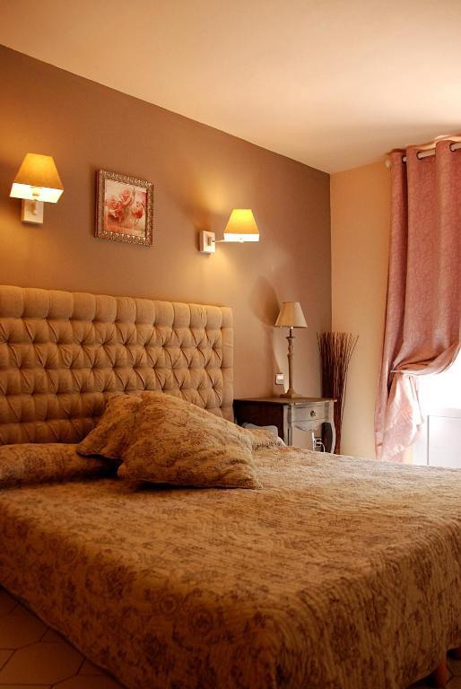 Hotel Les Mazets Des Roches تاراسكون الغرفة الصورة