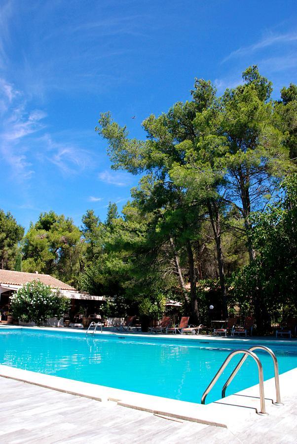 Hotel Les Mazets Des Roches تاراسكون المظهر الخارجي الصورة